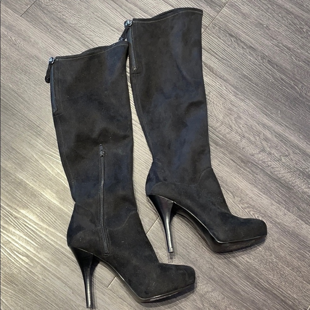 Guess suede knee high boots. Size 9.5